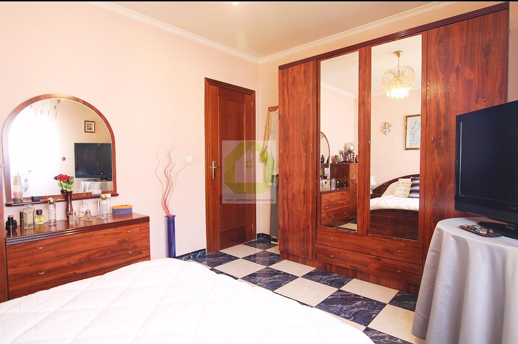 For sale of house in Gójar