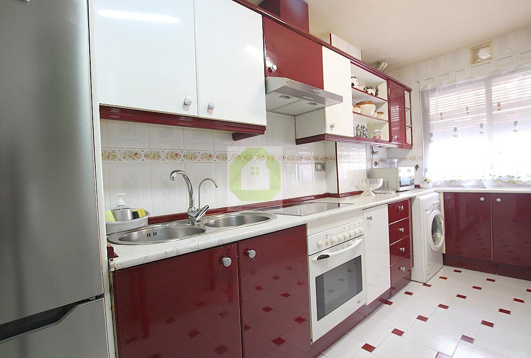 For sale of house in Gójar