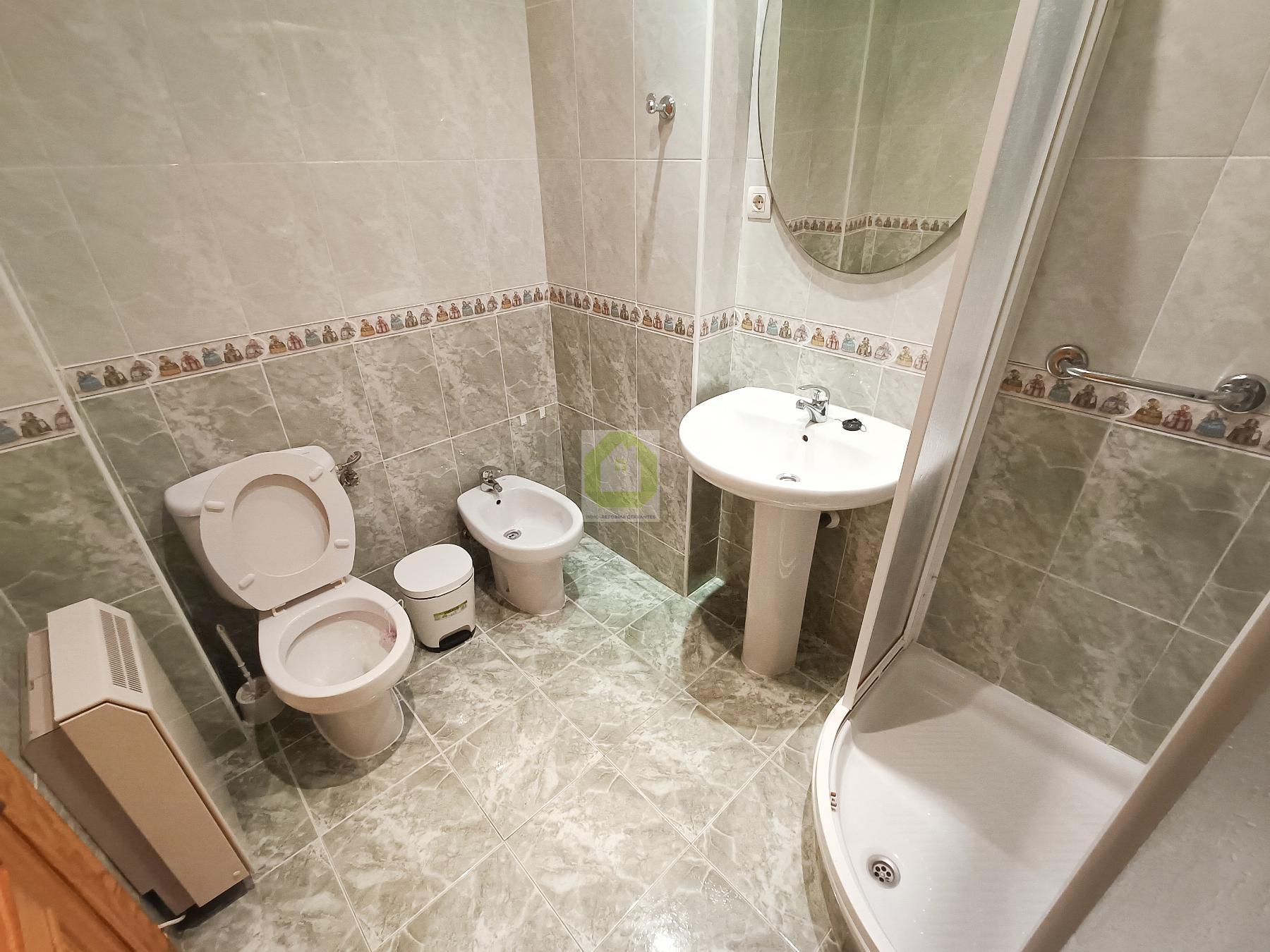 For rent of flat in Churriana de la Vega
