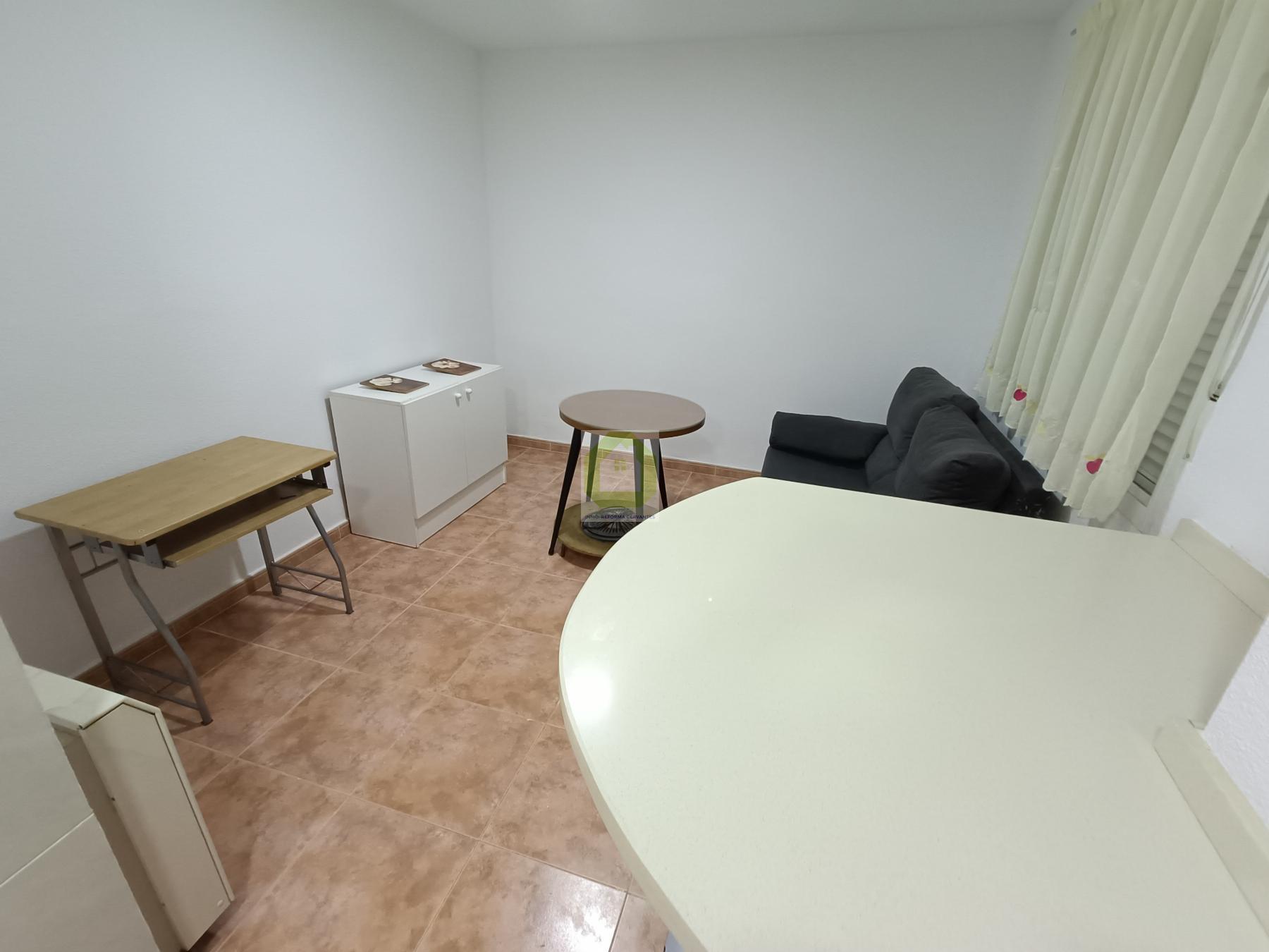 For rent of flat in Churriana de la Vega