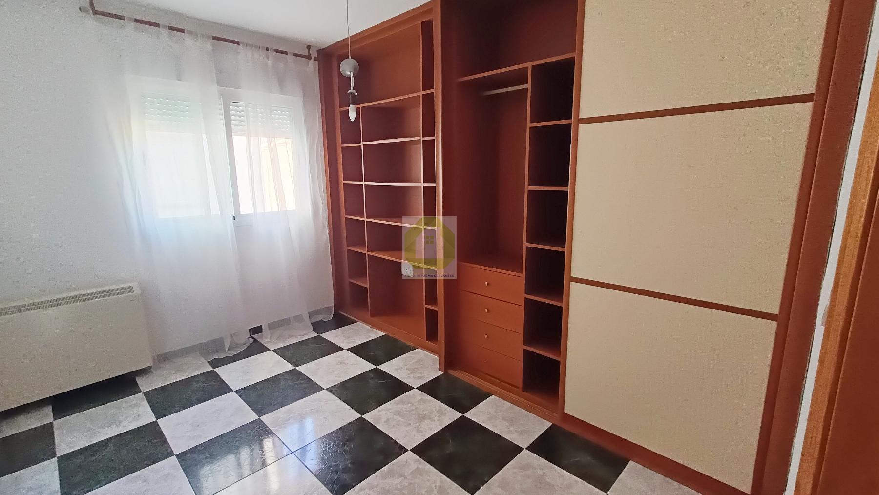 For rent of flat in Churriana de la Vega