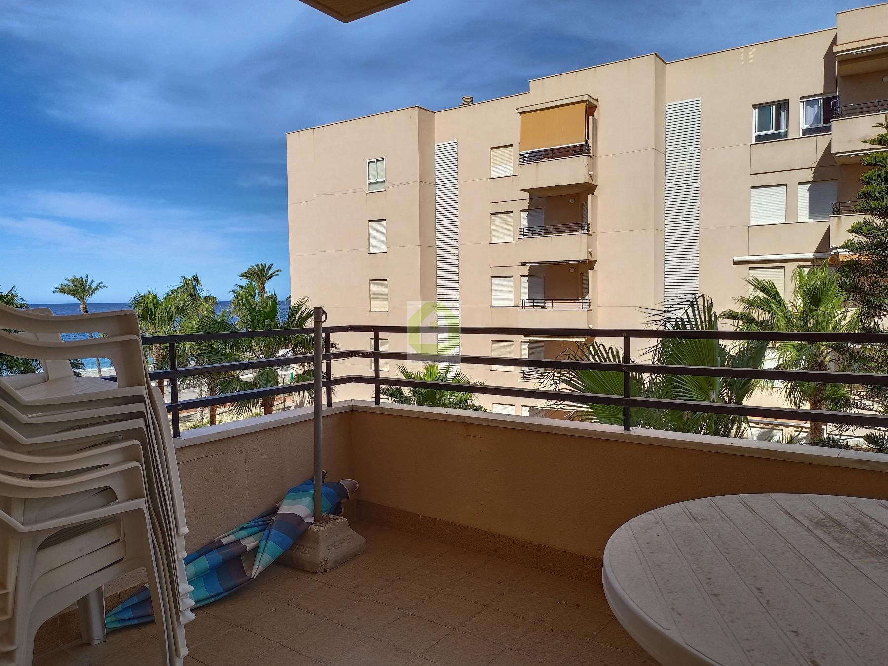 For sale of flat in Salobreña