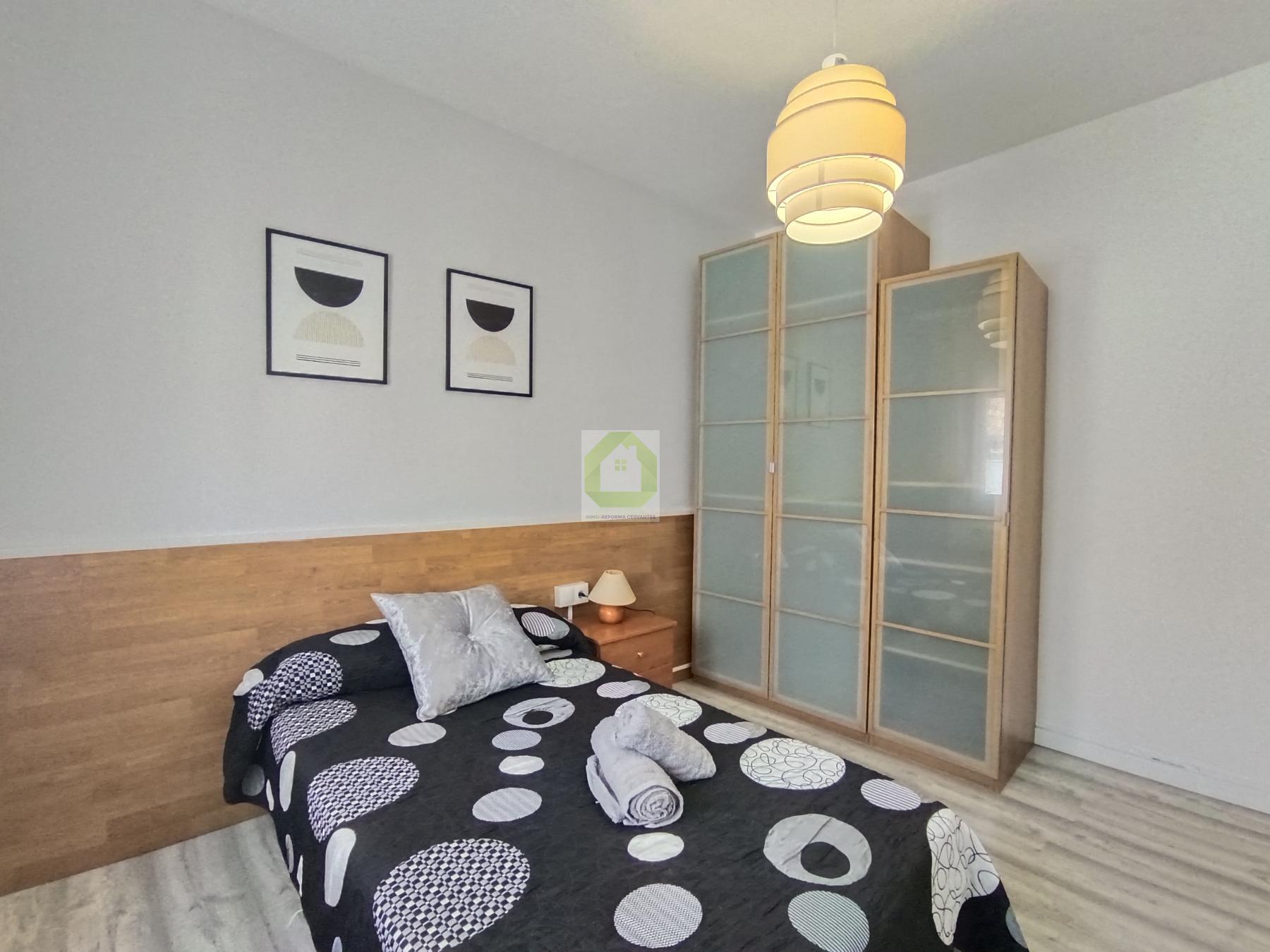 For rent of flat in Granada