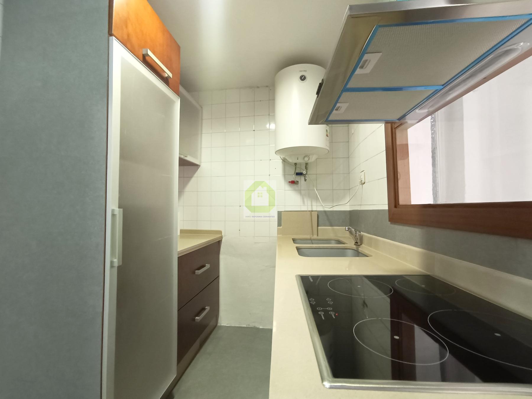 For rent of flat in Granada
