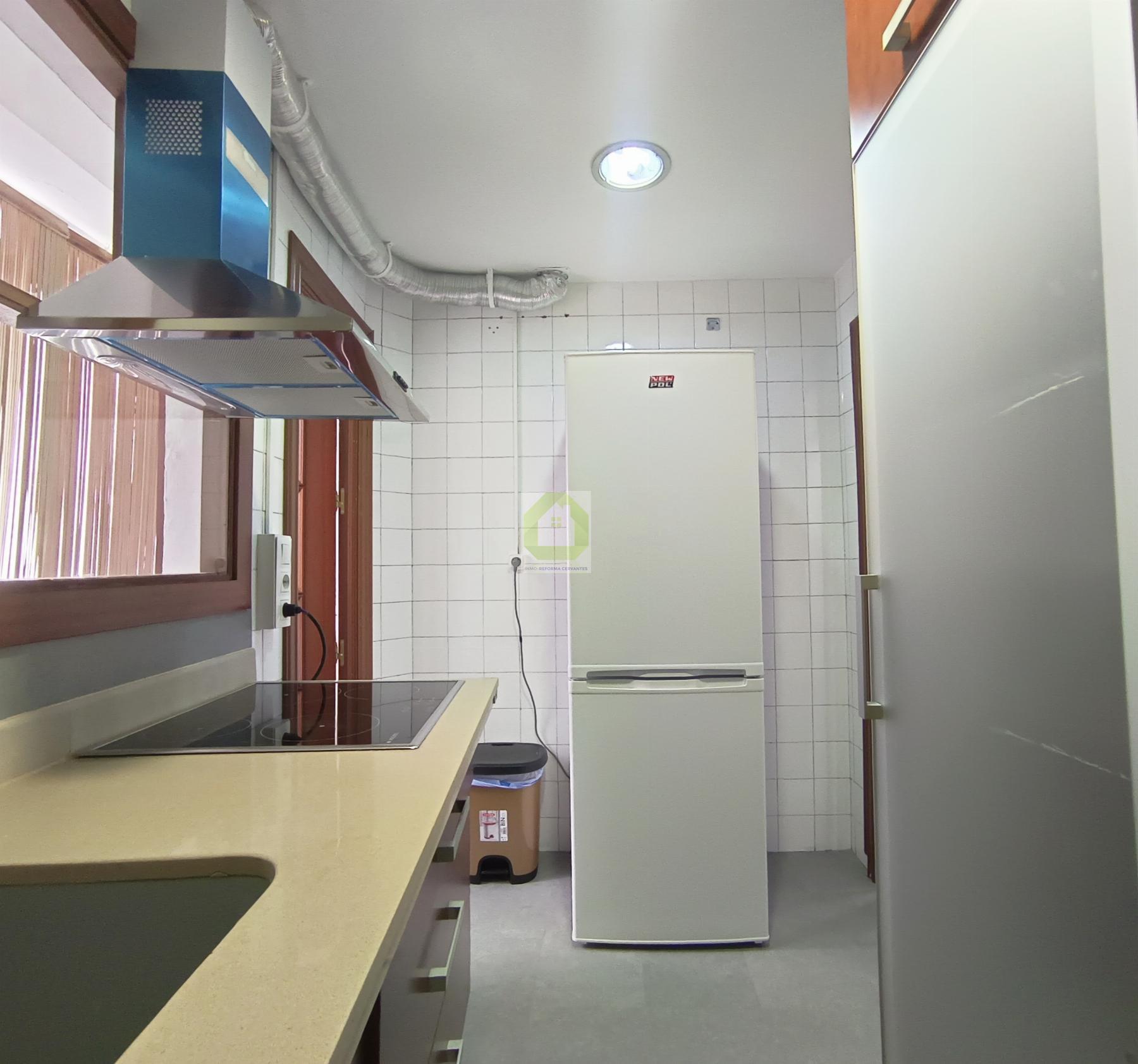 For rent of flat in Granada
