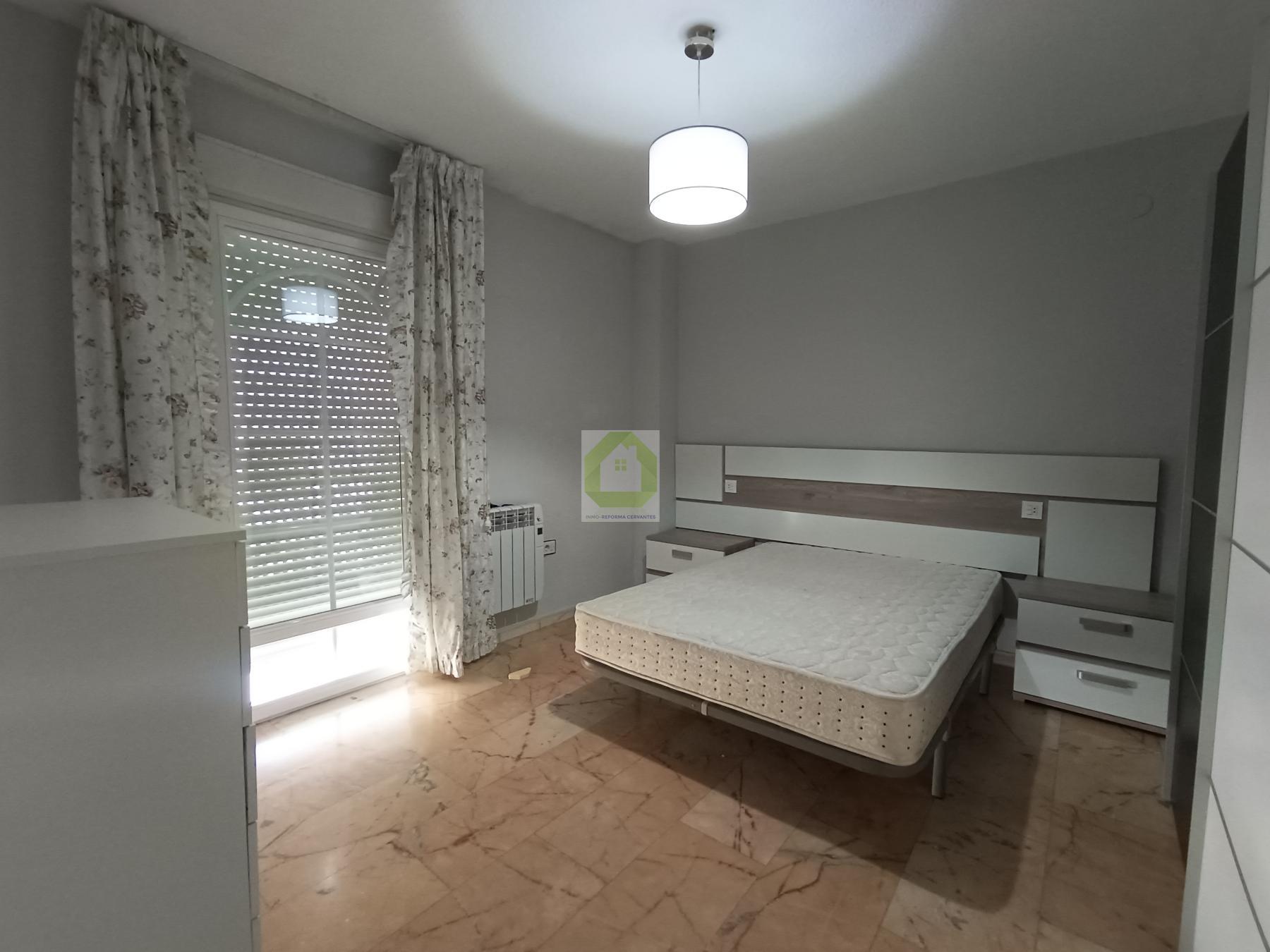 For rent of flat in Granada