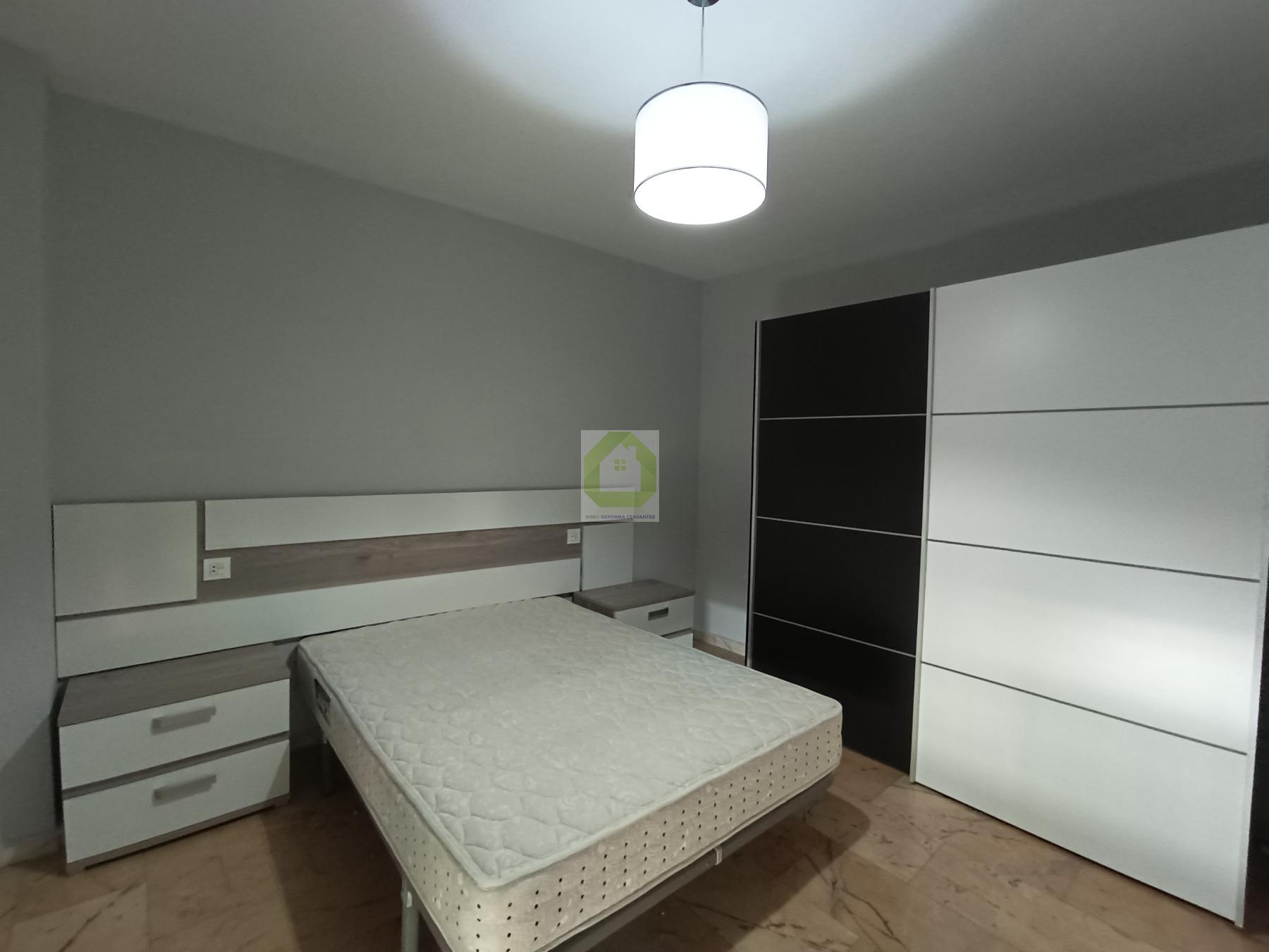 For rent of flat in Granada