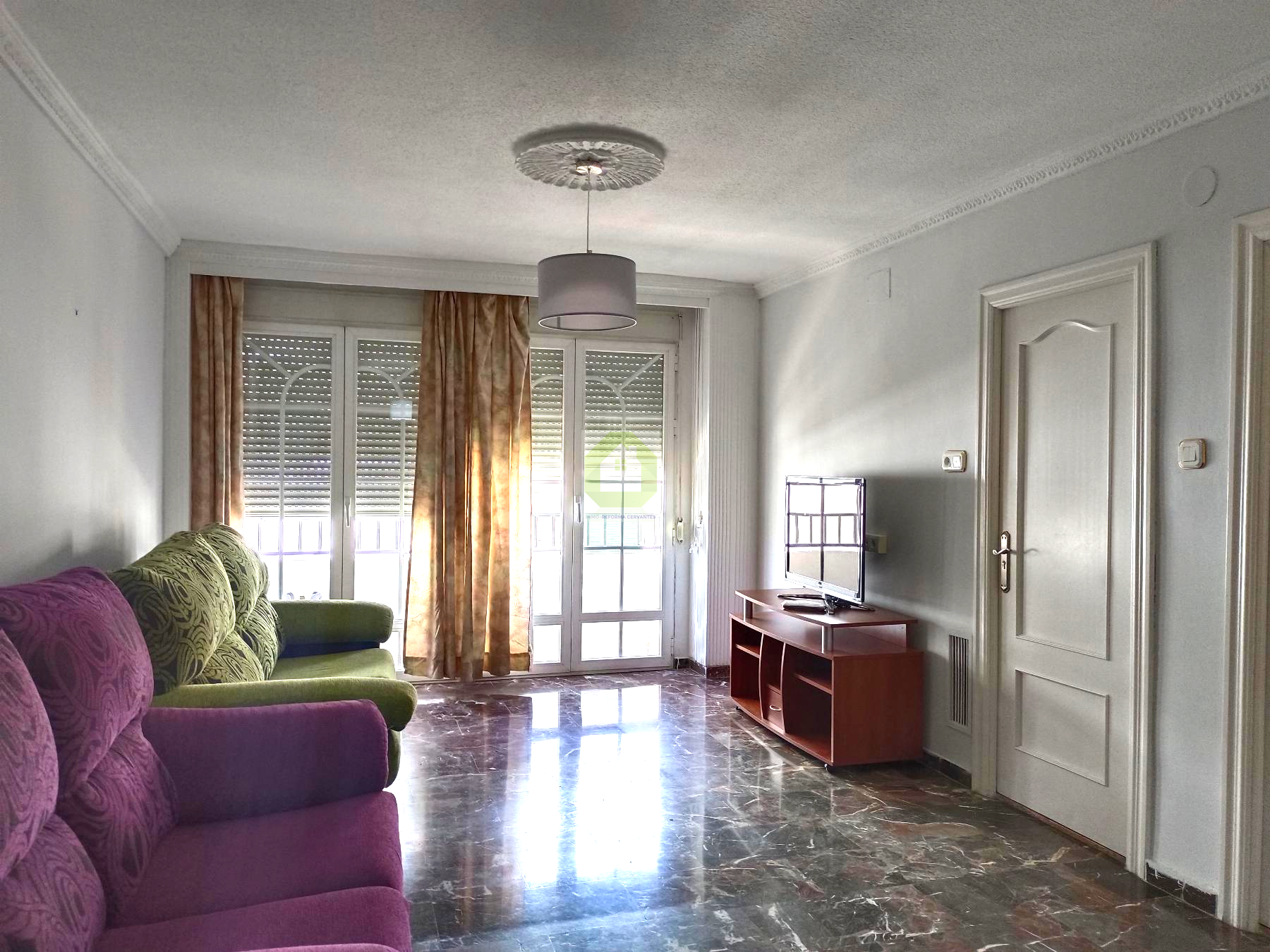For rent of flat in Granada