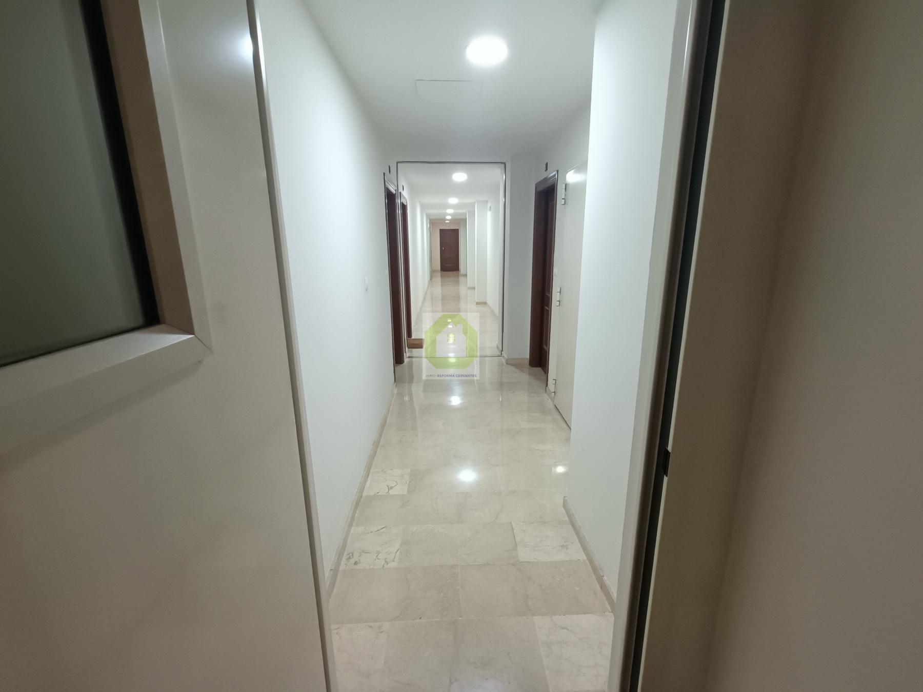For rent of penthouse in Atarfe