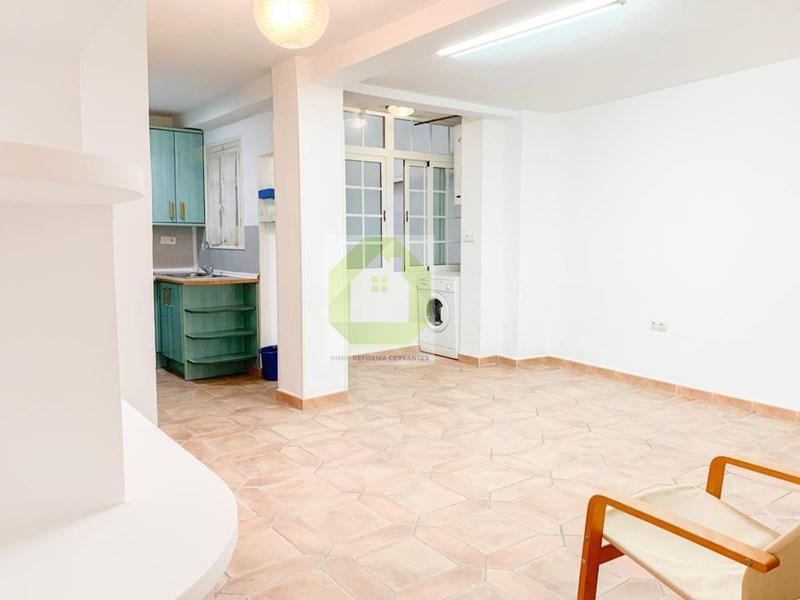 For sale of flat in Granada