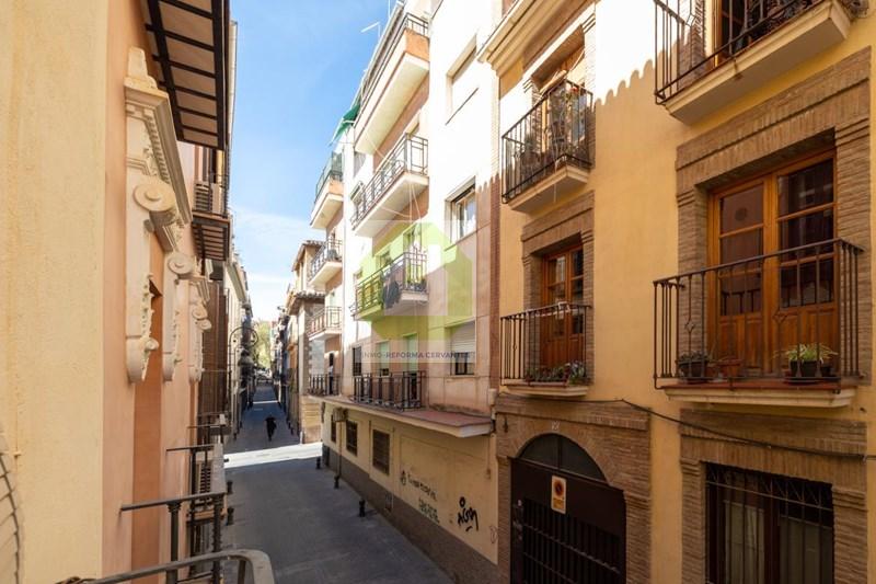 Venta de edificio en Granada