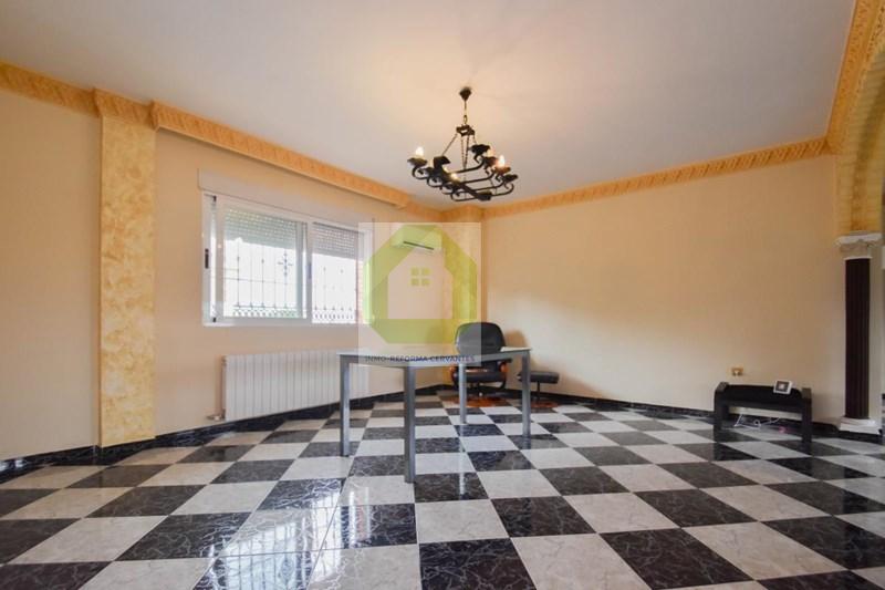 Venta de chalet en Ogíjares