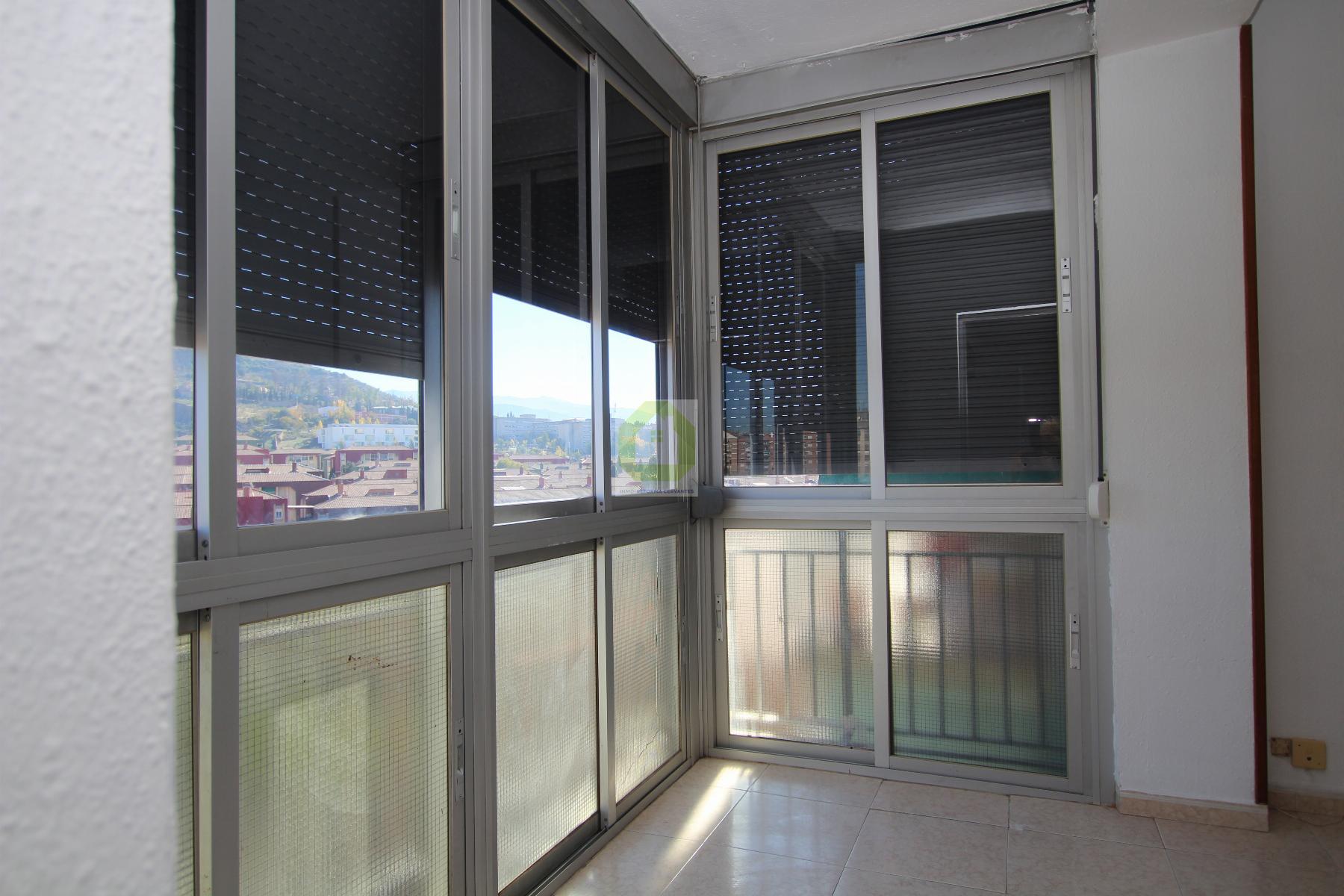 For sale of flat in Granada