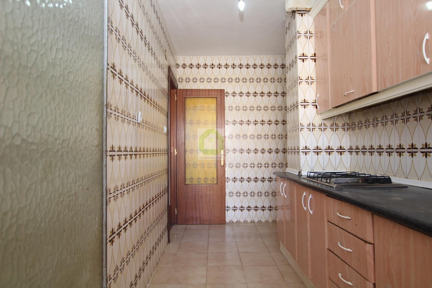 For sale of flat in Granada