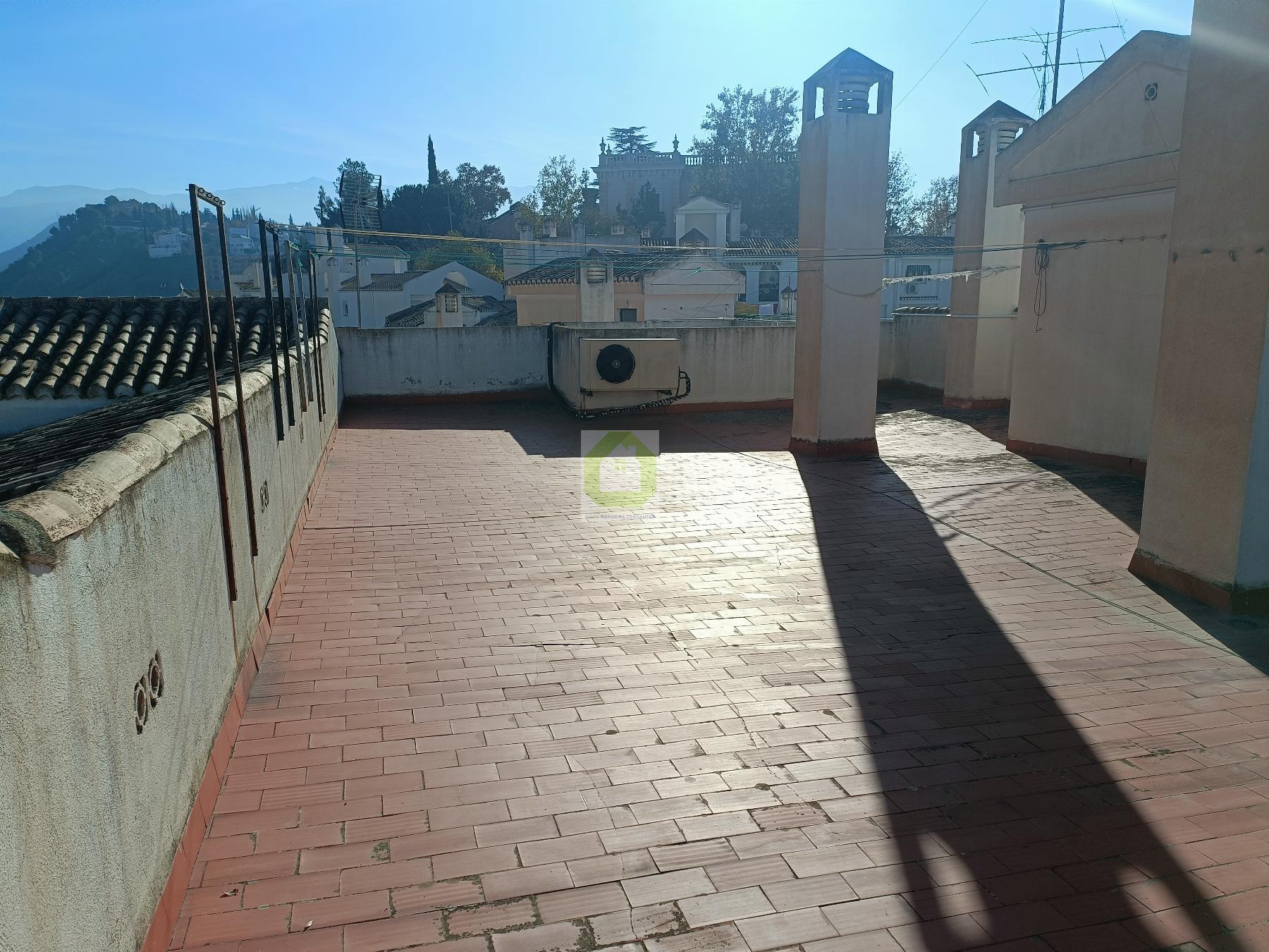For rent of flat in Granada