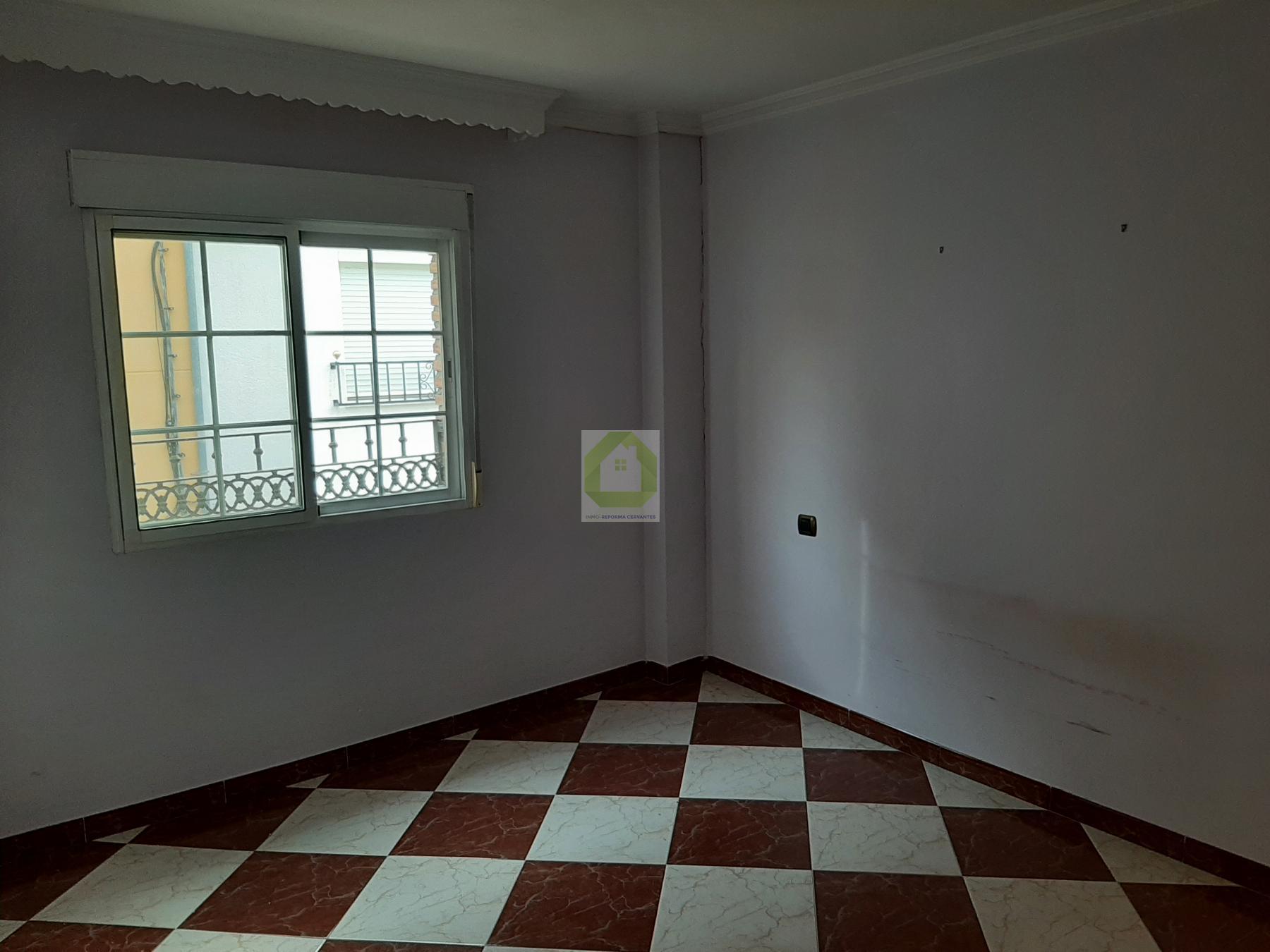 For sale of house in Chauchina