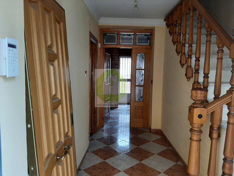 For sale of house in Chauchina