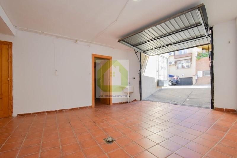 For sale of house in Las Gabias