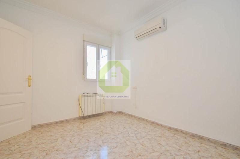 For sale of house in Las Gabias