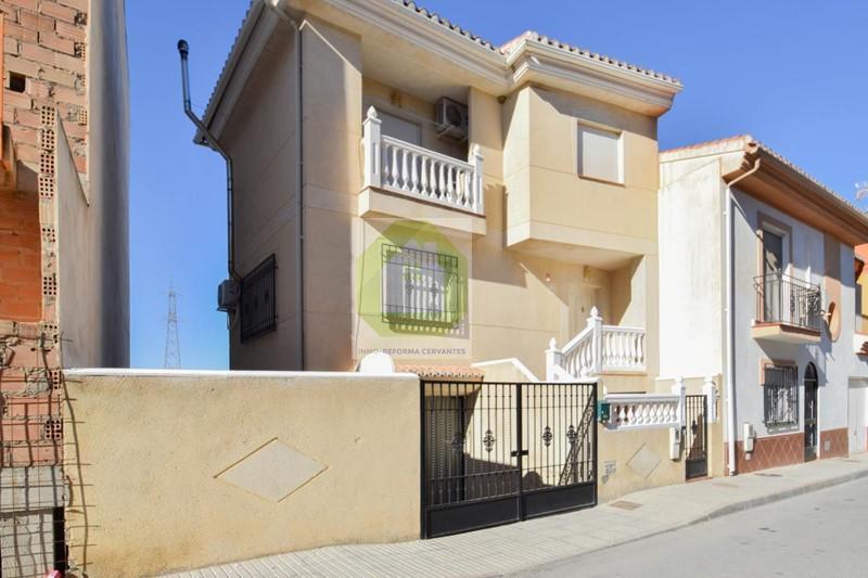 For sale of house in Las Gabias
