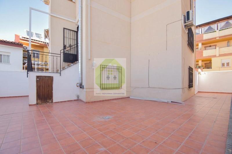For sale of house in Las Gabias