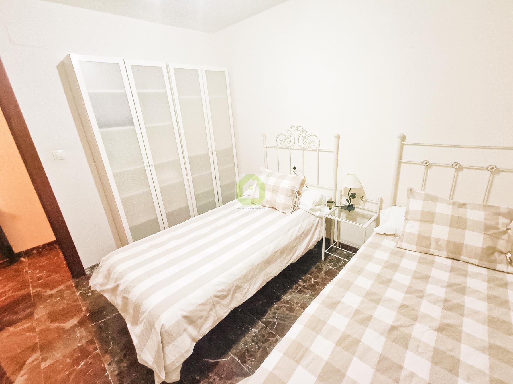 For sale of penthouse in Atarfe
