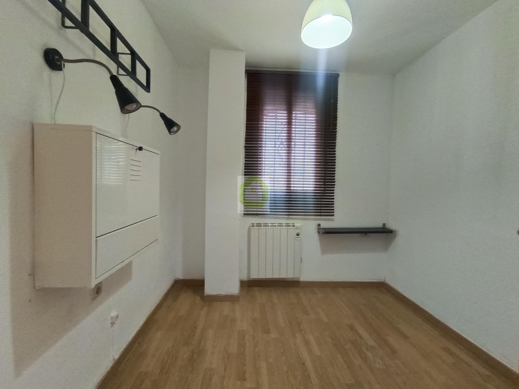 For rent of flat in Cenes de la Vega
