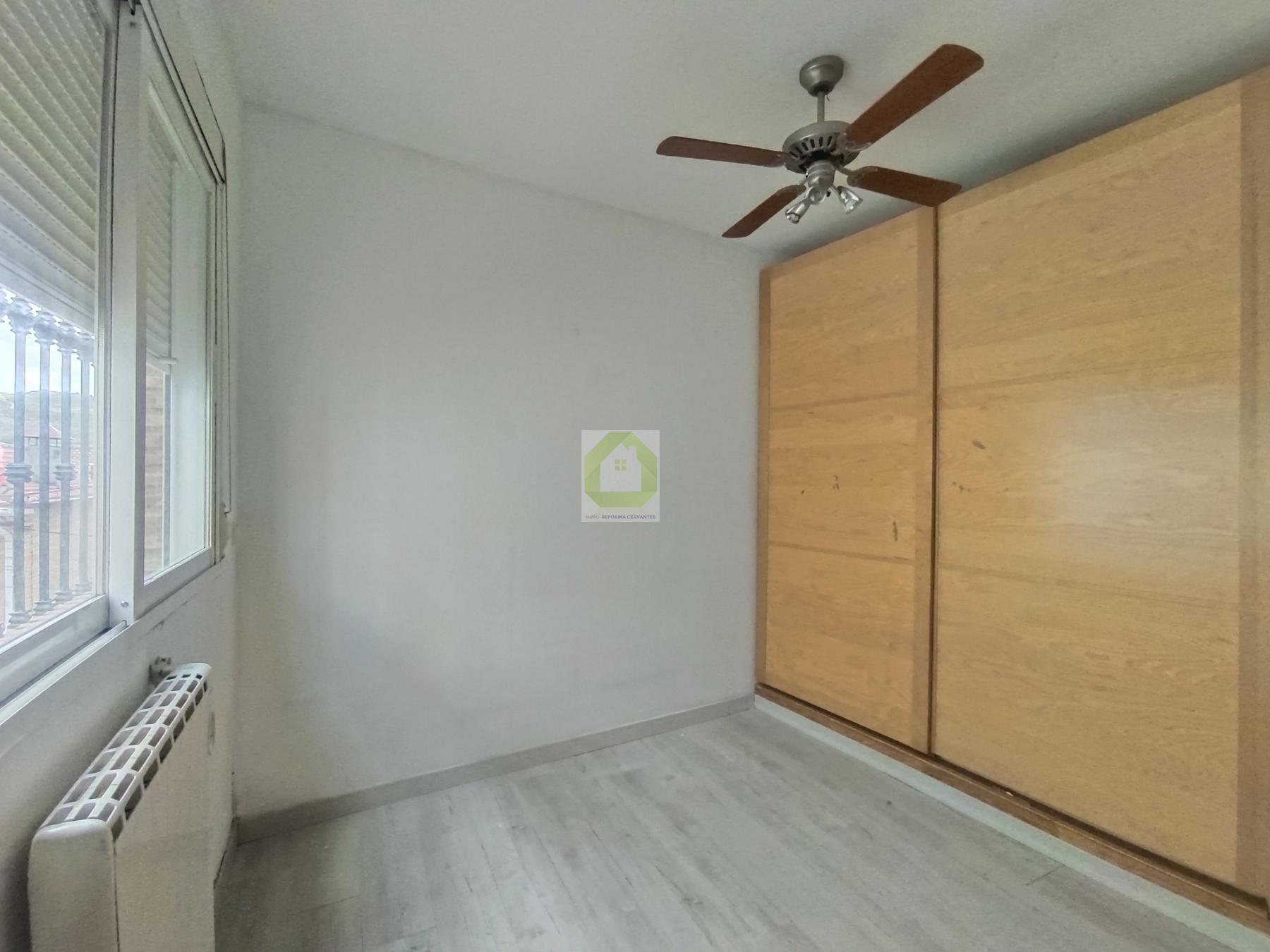 For rent of flat in Cenes de la Vega