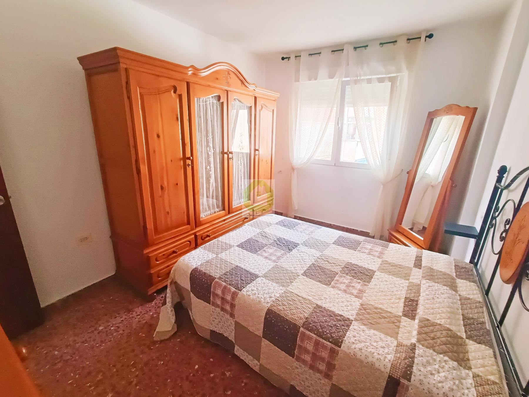 For rent of flat in Motril