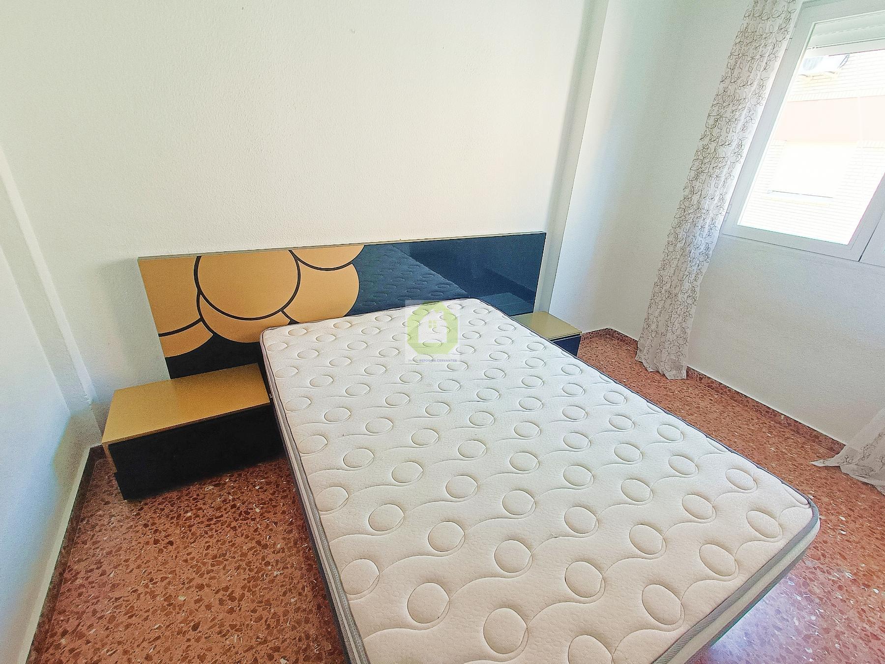 For rent of flat in Motril