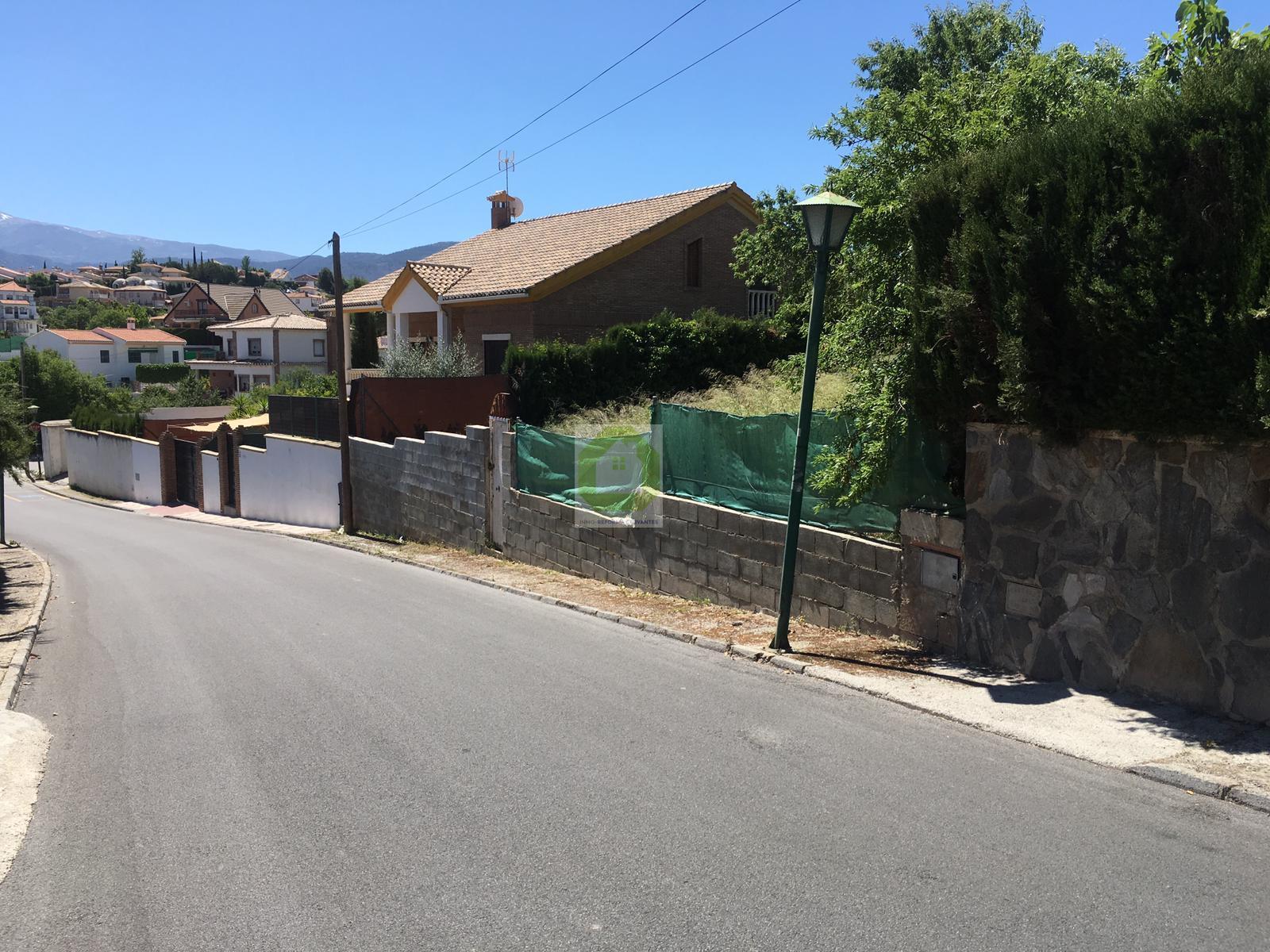 Venta de terreno en Otura