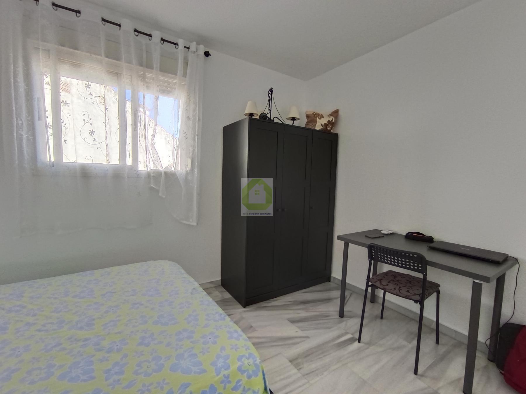 For rent of room in Armilla