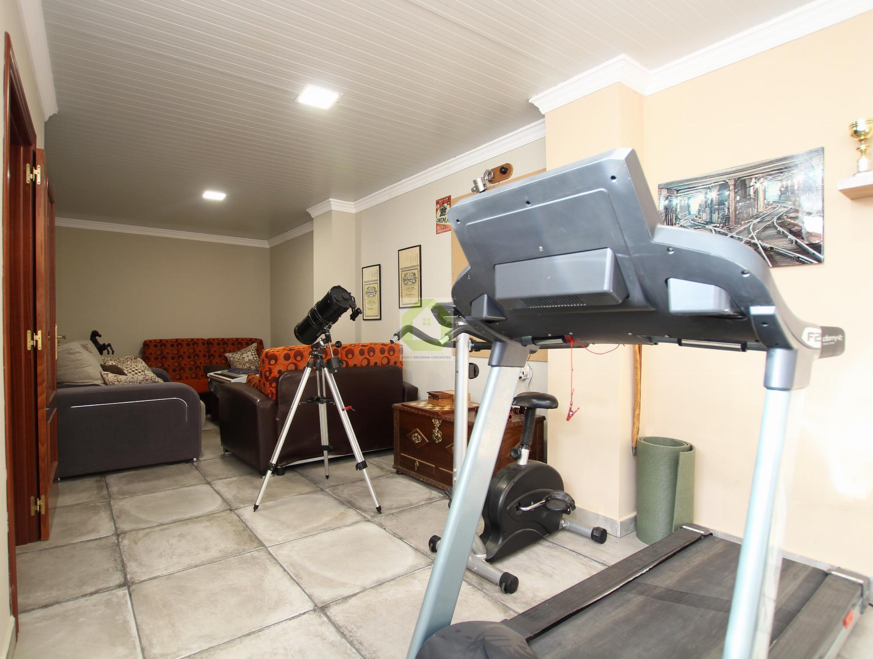 For sale of house in Albolote