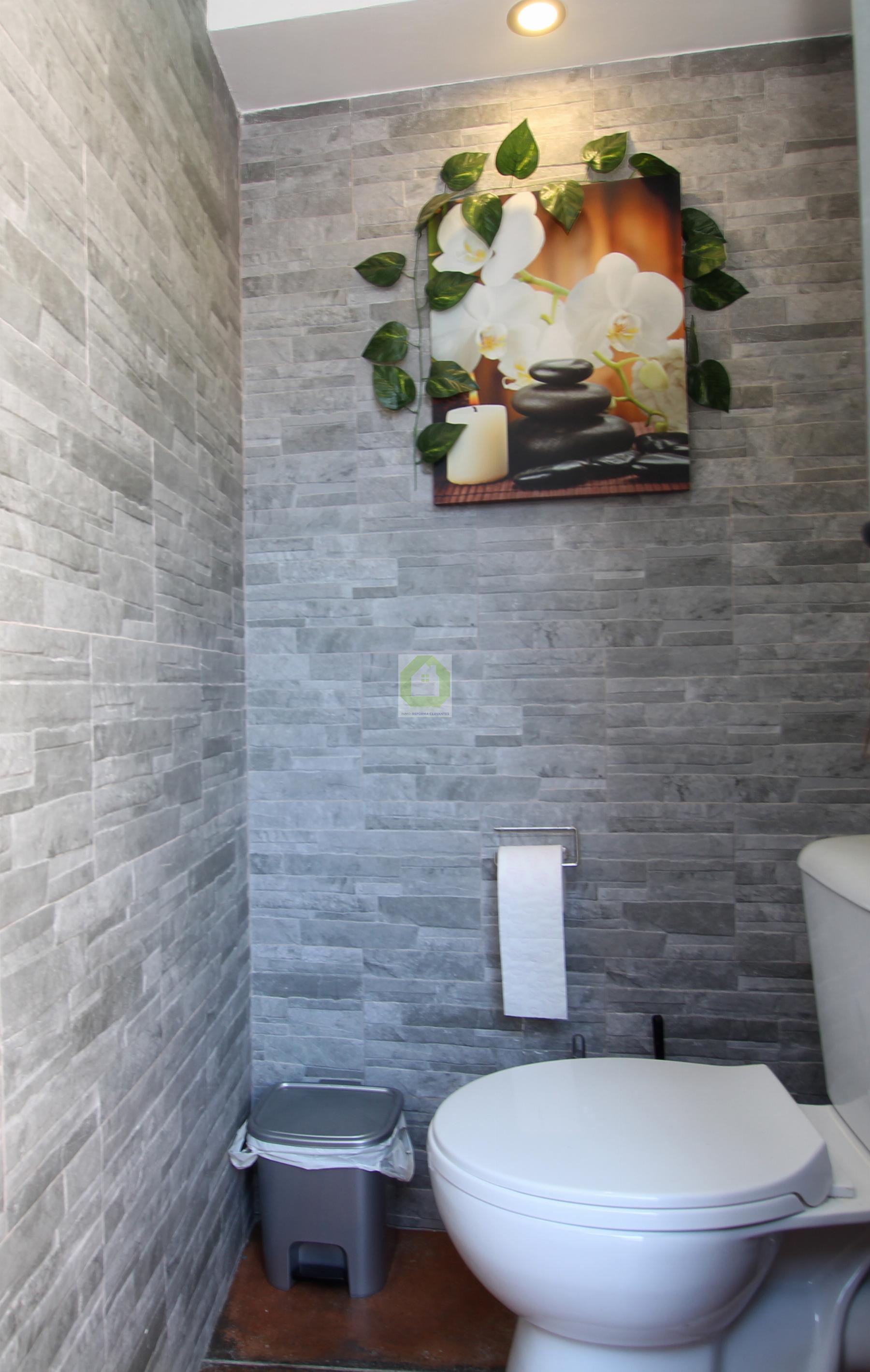 For sale of house in Albolote