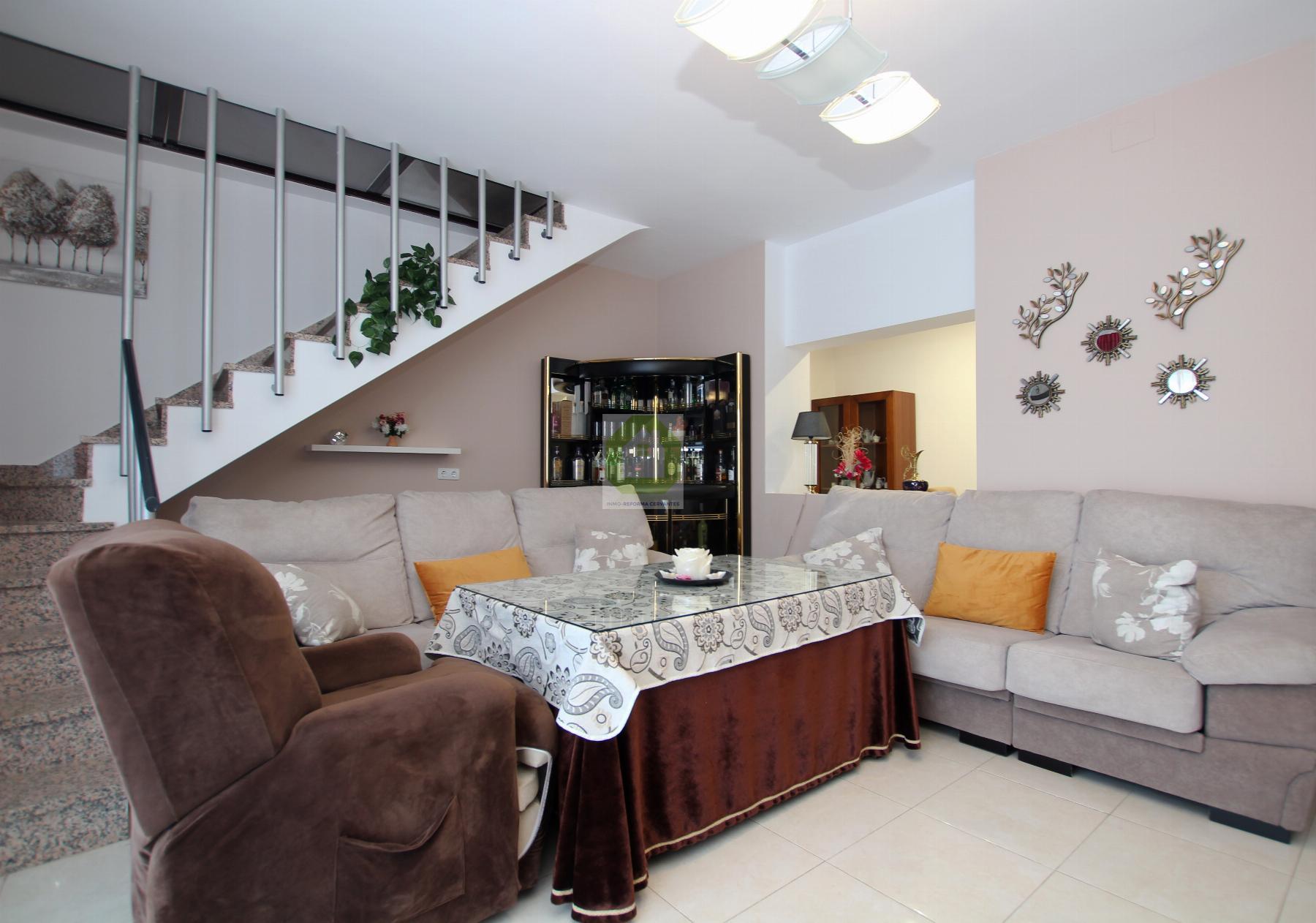 For sale of house in Albolote