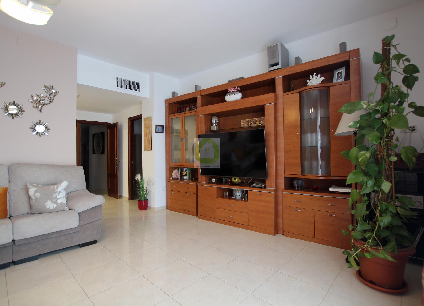 For sale of house in Albolote
