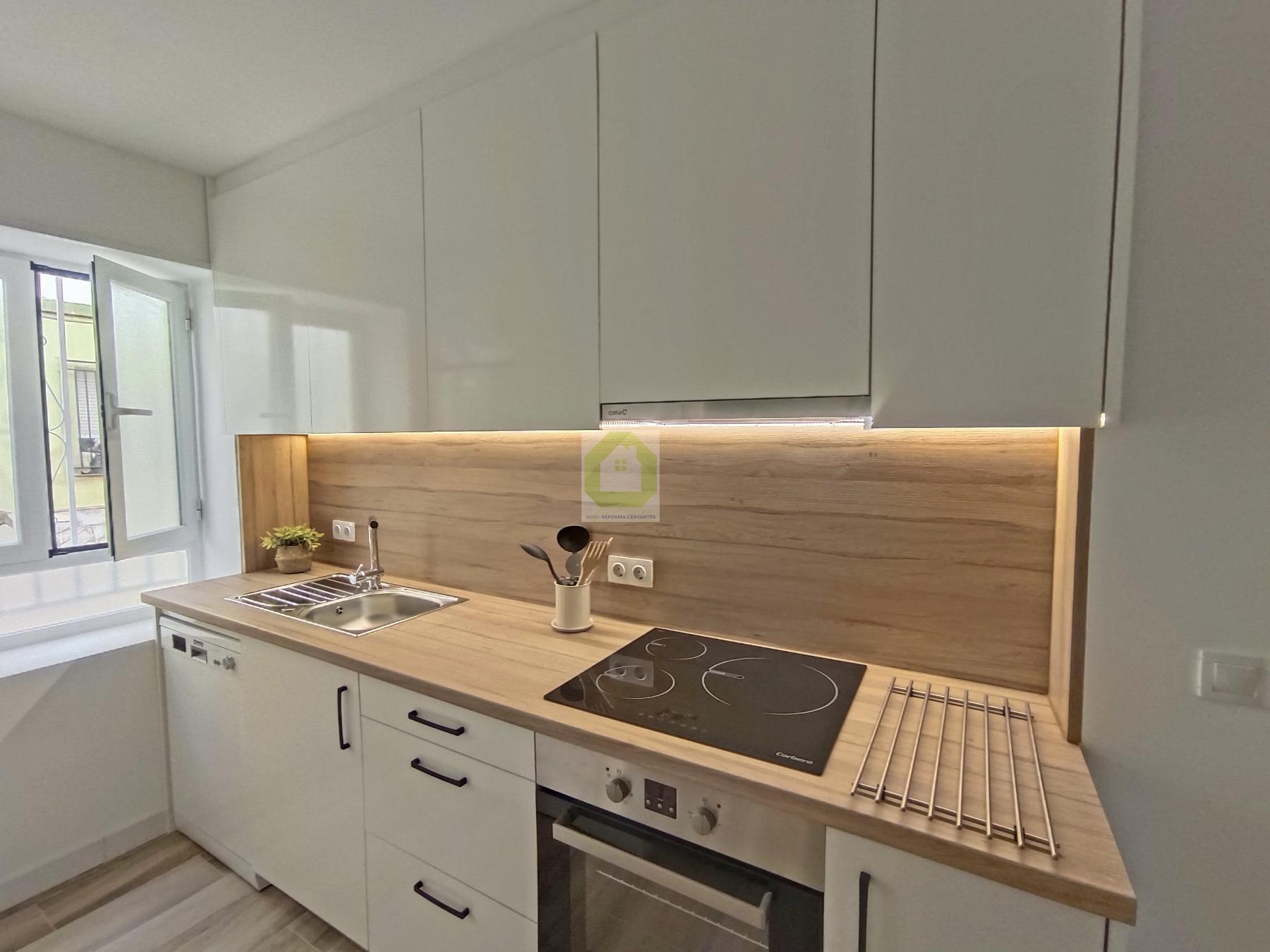 For rent of room in Granada