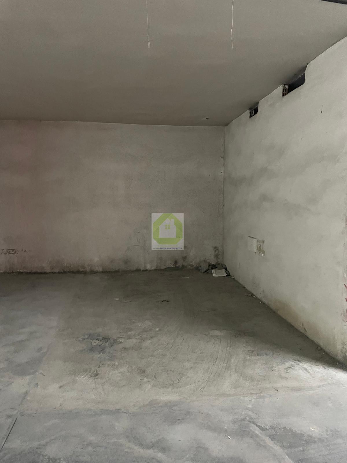 For sale of garage in Armilla