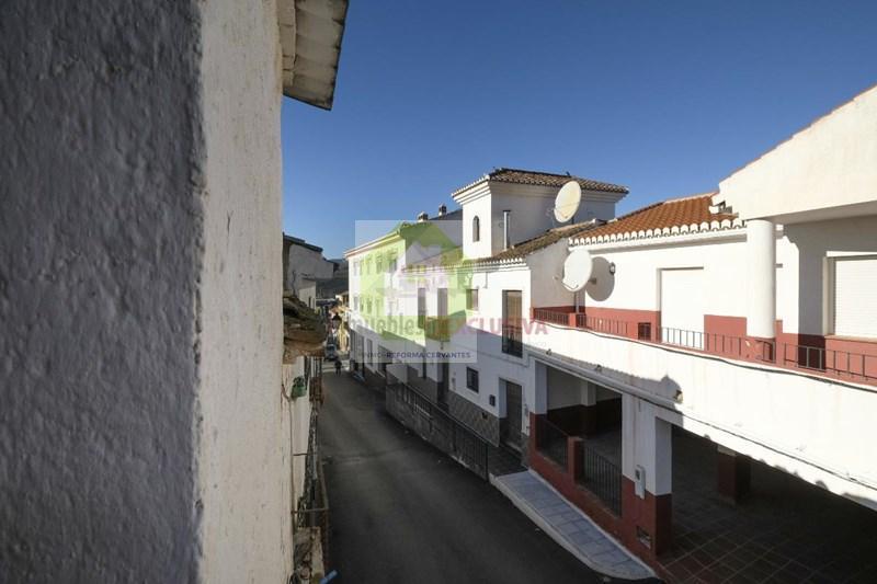 For sale of house in Villamena