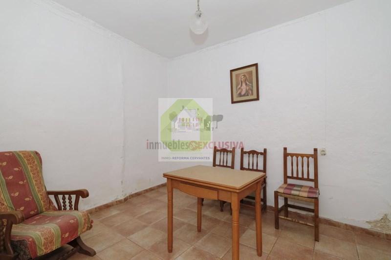 For sale of house in Villamena