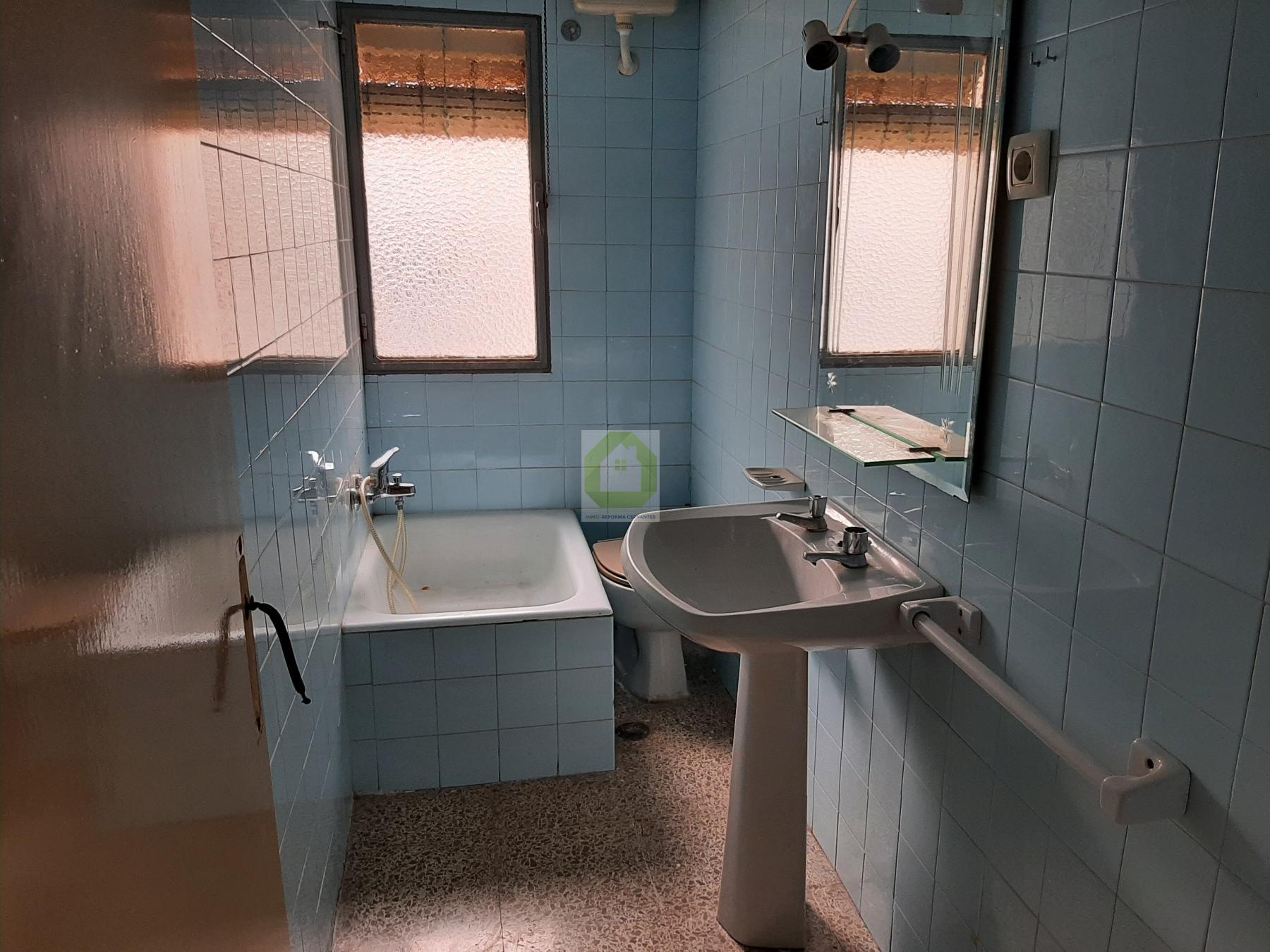 For sale of flat in Maracena