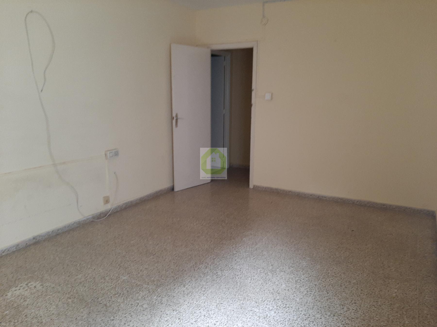 For sale of flat in Maracena