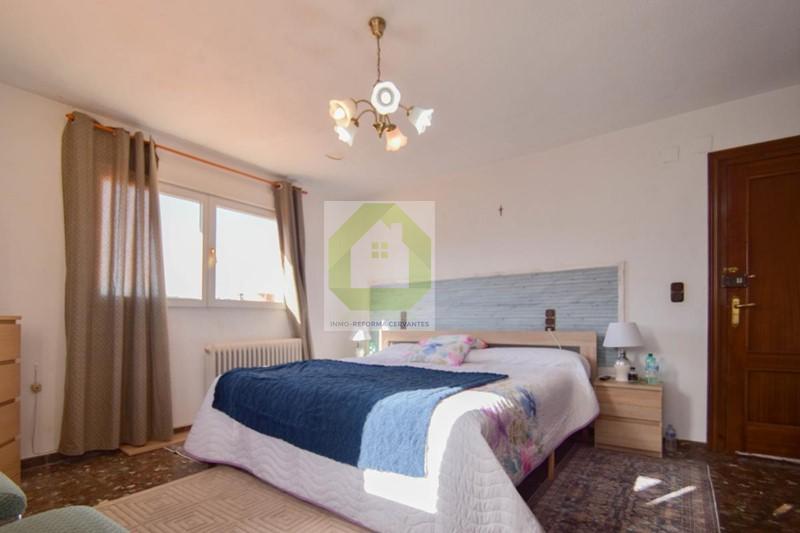 Venta de chalet en Cenes de la Vega