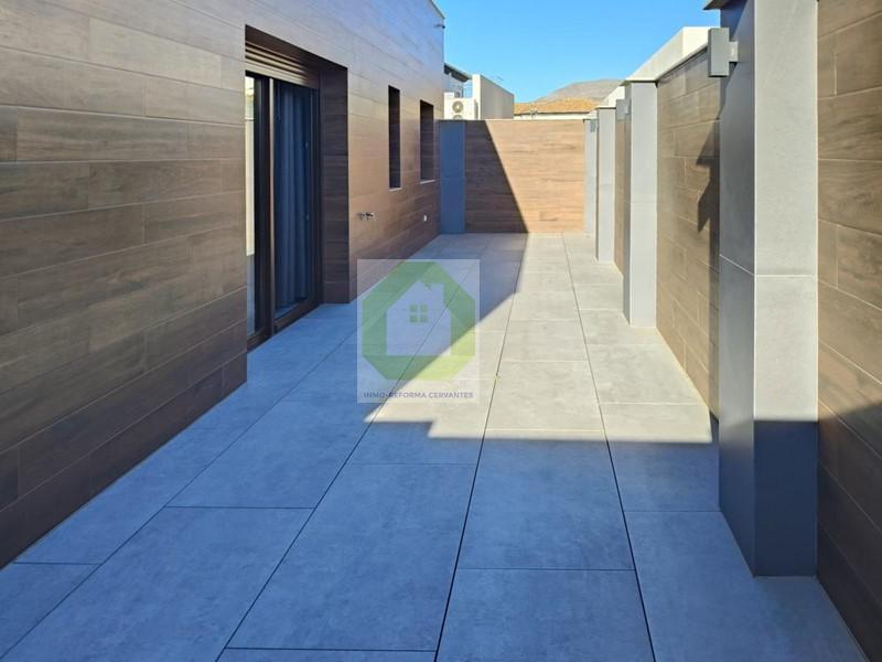 For sale of chalet in Atarfe