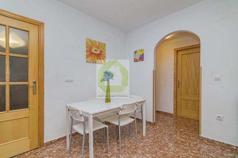 Venta de piso en Híjar