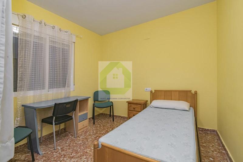 Venta de piso en Híjar
