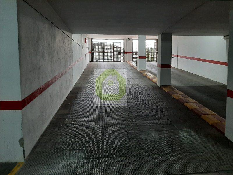 For sale of flat in Cenes de la Vega
