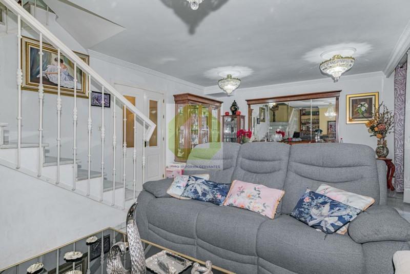 Venta de casa en Ogíjares