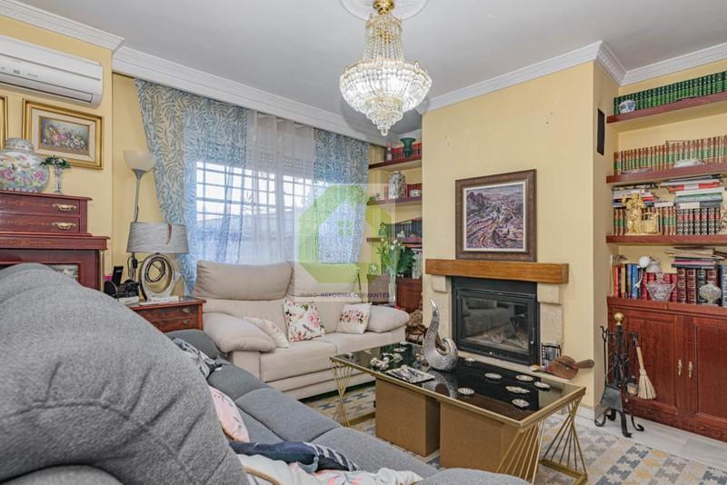 Venta de casa en Ogíjares