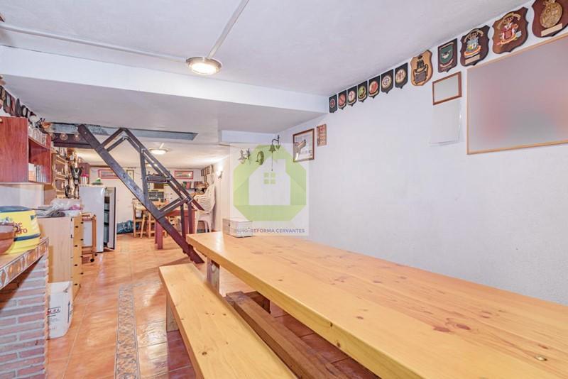 Venta de casa en Ogíjares